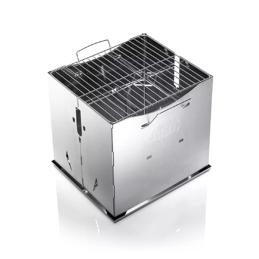 ROTO-Q 360 non-electric self-rotating rotisserie grill in use